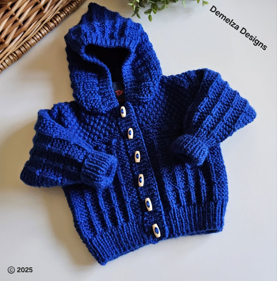 Designer Baby Boys Hand Knitted Textured Hooded Jacket 3-9 months size