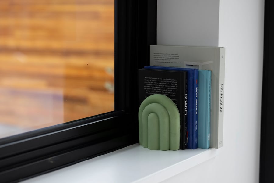 Handmade Arch Bookend - Elegant Book Support for Stylish Shelf Decor - Unique