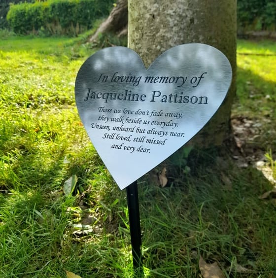 Memorial Grave Plaque Temporary Grave Marker Heart Grave Remembrance ornament 