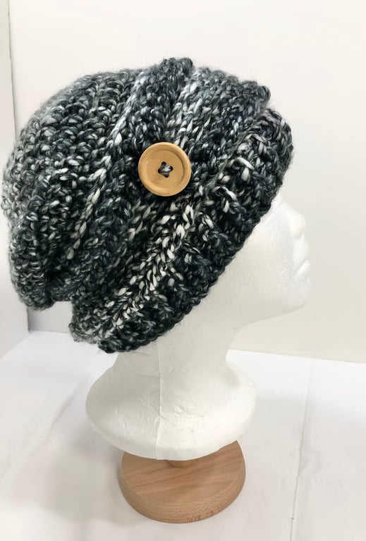 Womens slouch hat, Chunky hat, Ladies hat, Black mix hat