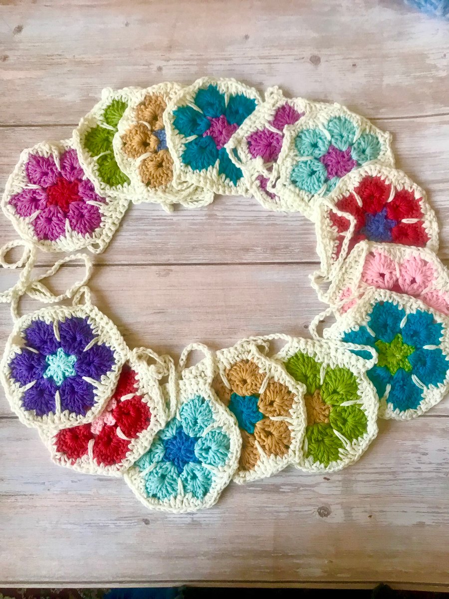 Crochet Flower Bunting