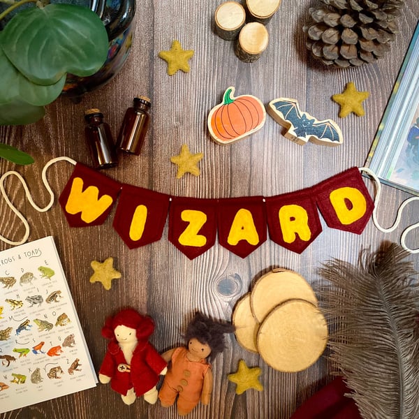 Wizard Magic School Red & Gold House Colours Mini Bunting Garland