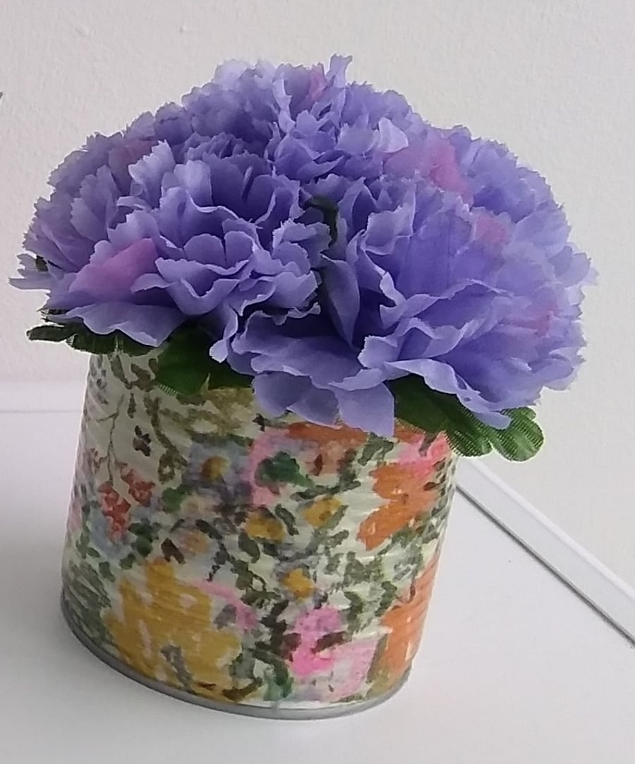 Handmade Floral Tin with Lilac Carnations