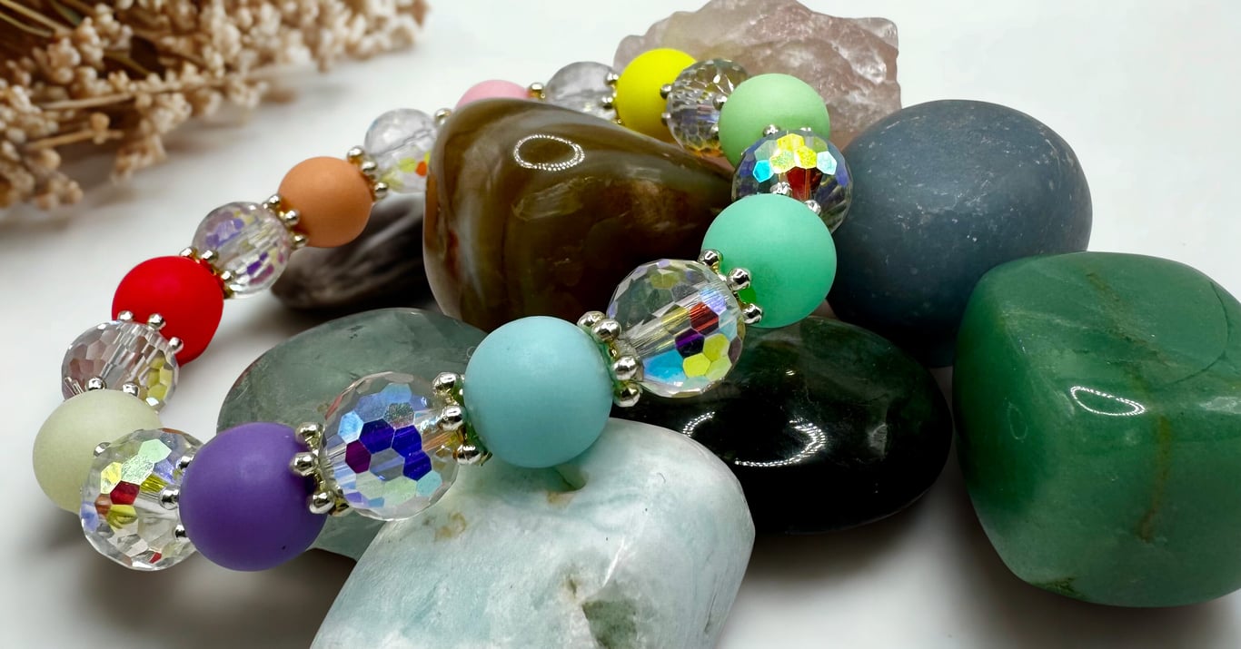 Multicoloured Acrylic and crystal bead bracelet 