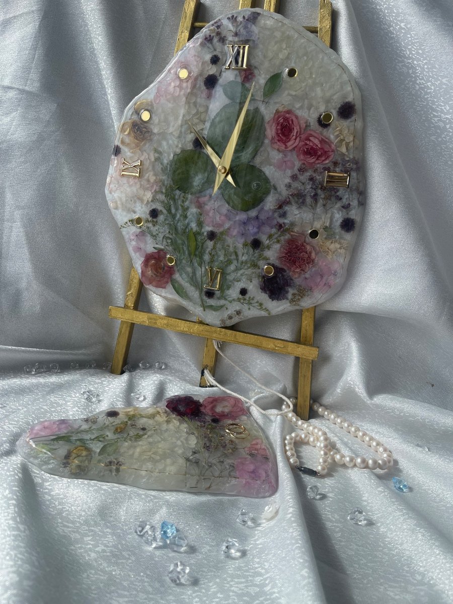 Luxury Resin Floral Clock Set with Matching Coaster