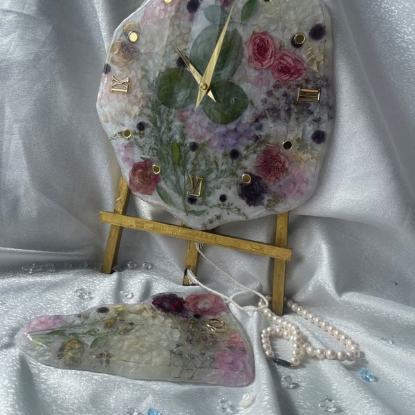 Luxury Resin Floral Clock Set with Matching Coaster