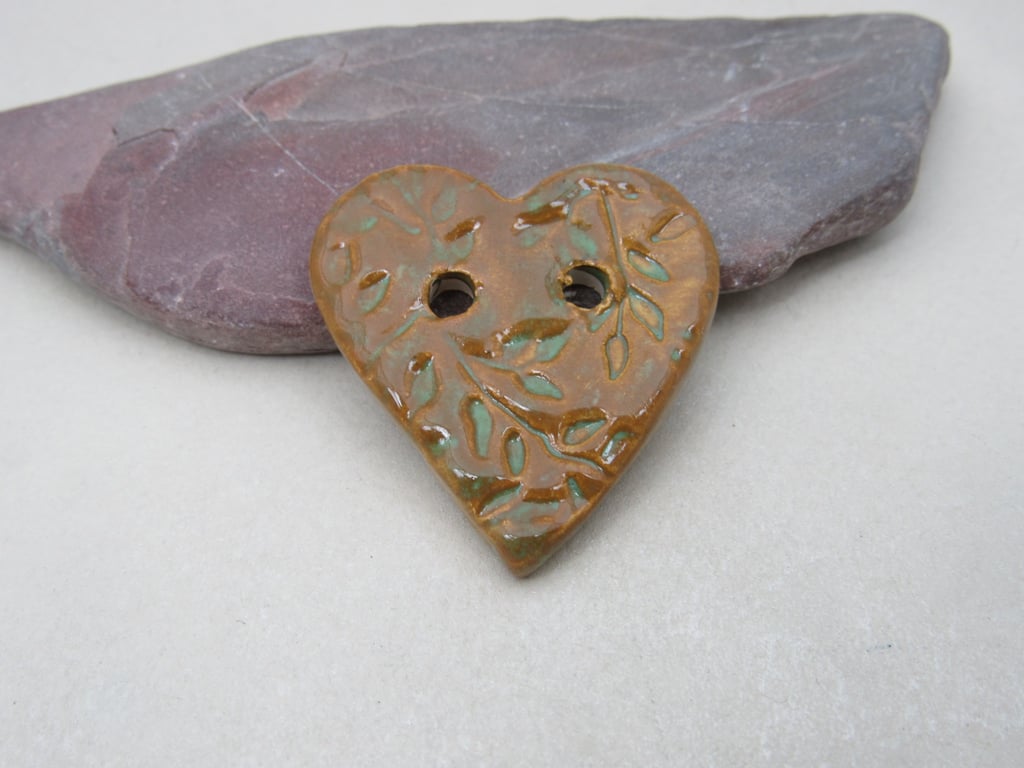 Medium Stormy Olive Leaf Sprig Texture Heart Shaped Ceramic Button
