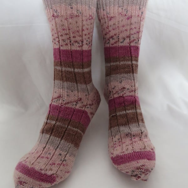 Hand-cranked Knitted Ribbed Wool Socks Size 8 to 9