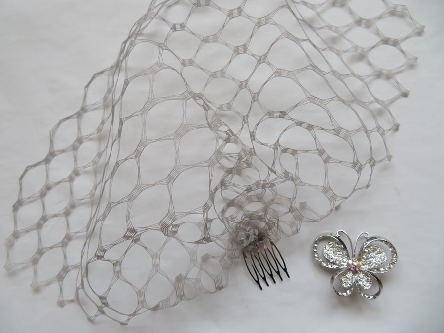 Pale Silver Grey Short Vintage Waffle Weave Bridal Veil 