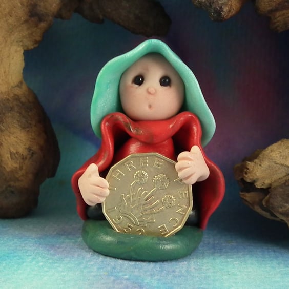 Tiny Thrupenny Bit Gnome 'Erin' with 1952 threepenny piece OOAK Sculpt