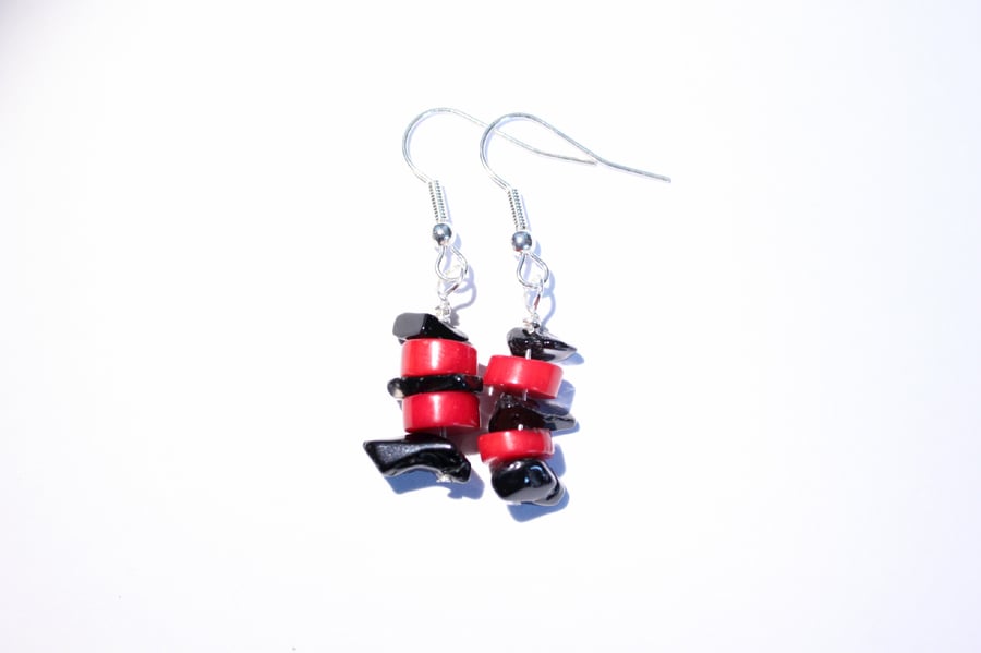 Red coral and black agate chunks dangle earrings, Bright and bold jewellery