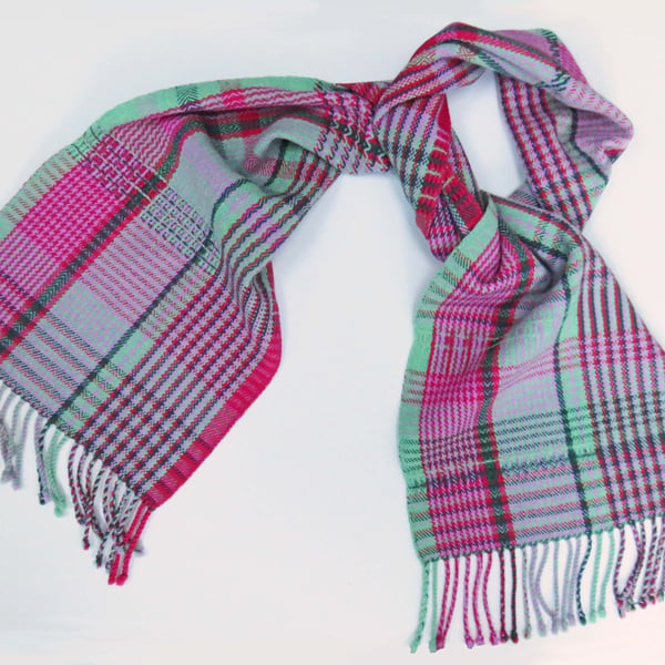 Handwoven lambswool scarf