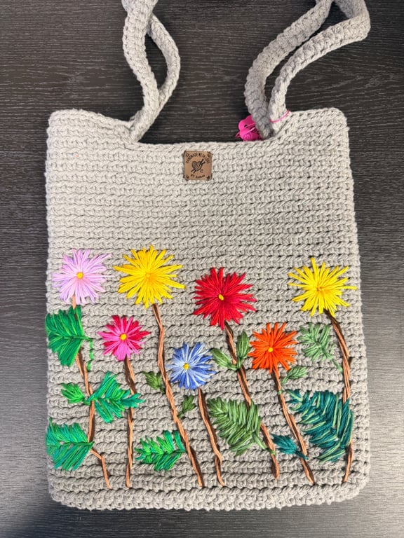 Handbag with embroidery