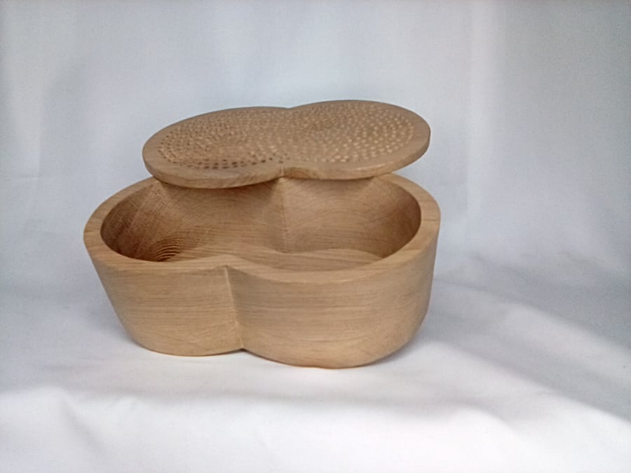 Wooden swivel top box