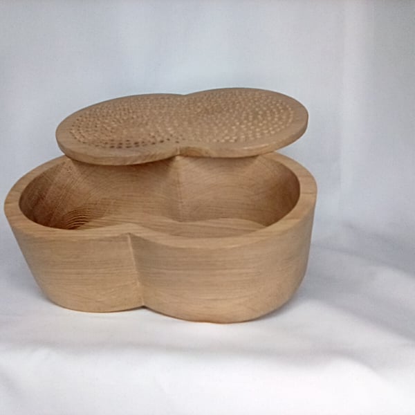 Wooden swivel top box