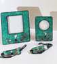 SMALL ENAMELLED PHOTO FRAME DEPICTING THE SEA - SEA GREEN - Image 3