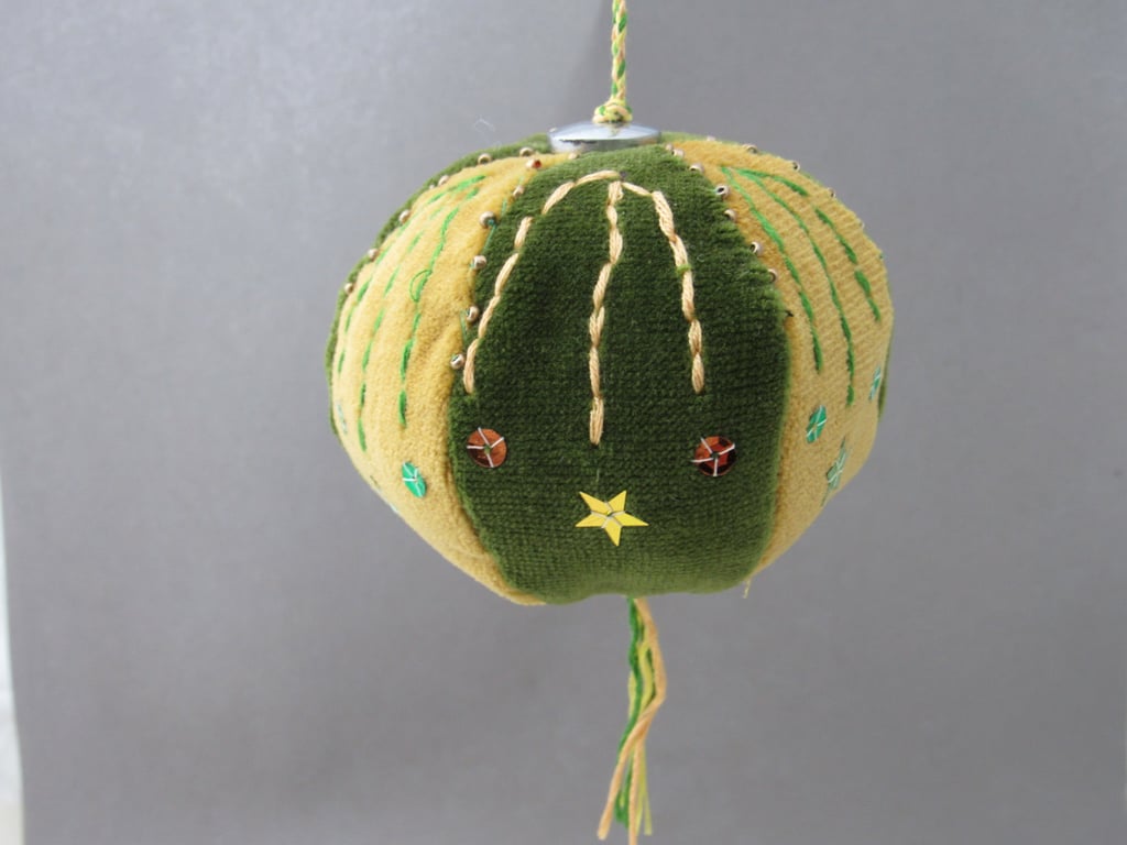 Beaded Green and Gold Velvet Hanging Bauble