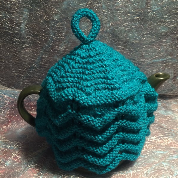 Small Knitted Tea Pot Cosy