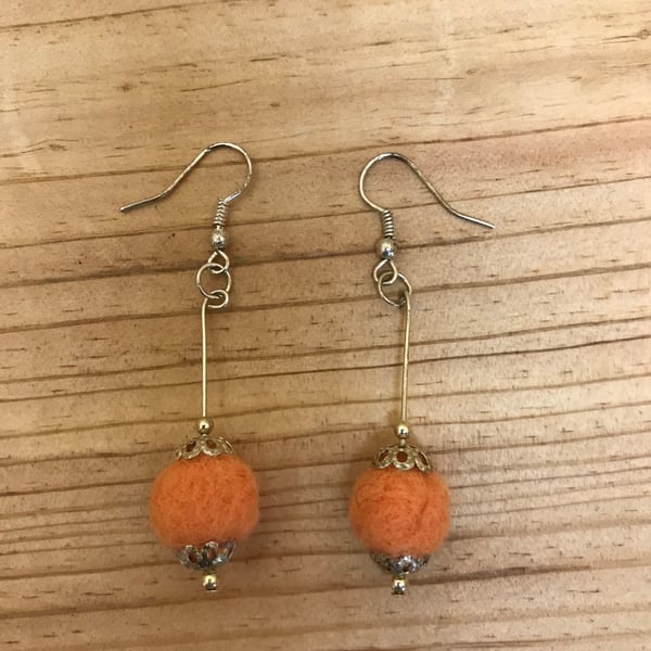  Felt Earrings. (332)