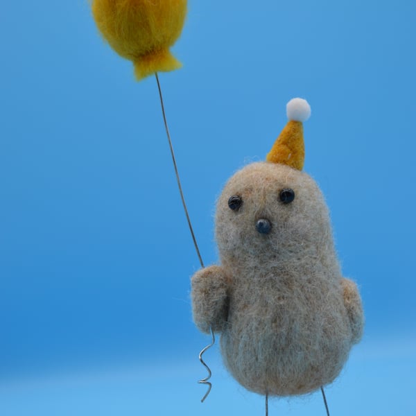 needle felted Birthday Bird