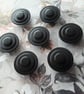 22.4mm 36L Vintage Casein buttons Cream and Black - Image 2