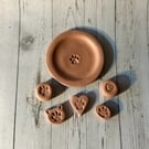 Terracotta Clay Oil Diffuser Pebbles with Dish Aroma Stones: Echoes of Essence