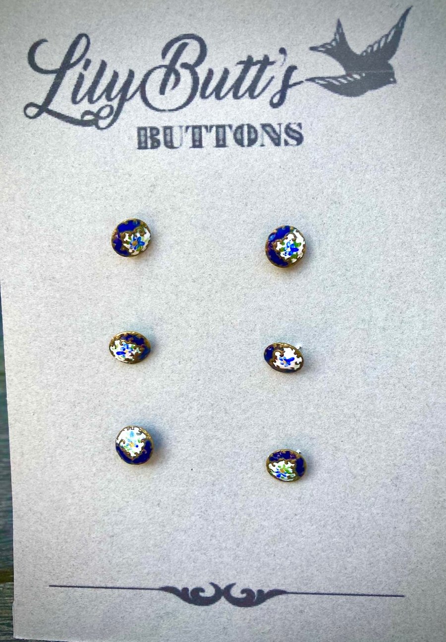 6 Vintage Enamelled Blue Flower Buttons 10mm