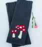 Mushroom Yoga Socks with Open Toes and Heel, Short Legwarmers for Dance - Image 1