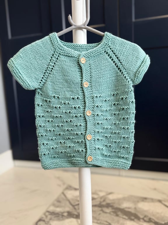 HandKnitted Baby Short Sleeve Vest with Textured Eyelet Pattern–Sage Green(9-12m