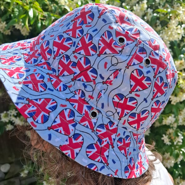 Festival style summer bucket hat