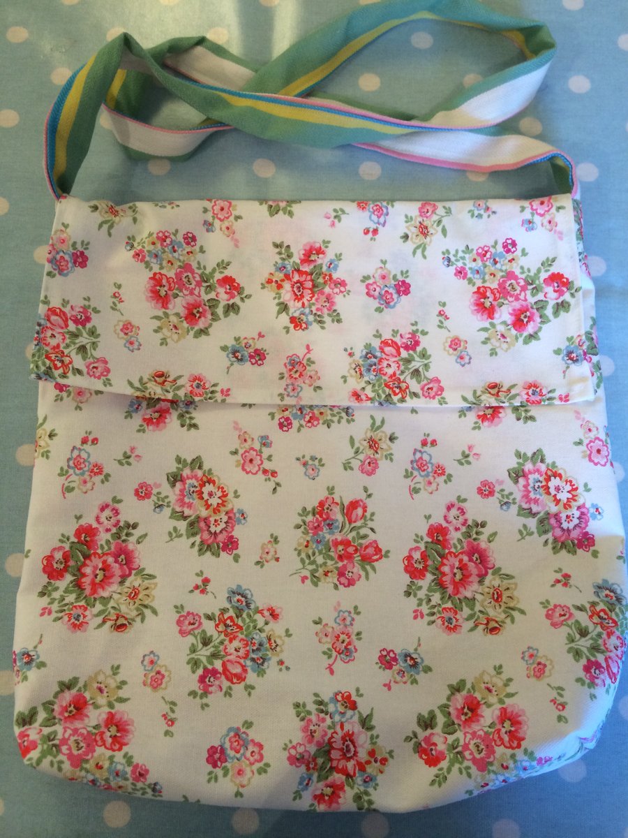 Messenger style bag in cath kidston cranham white cotton fabric