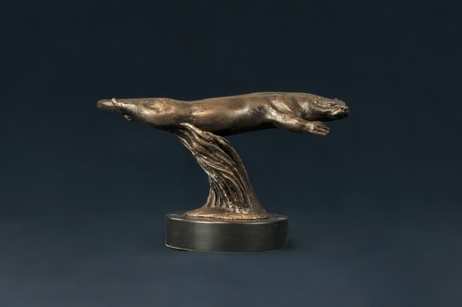 Swimming Otter Animal Statue Small Bronze Ornament Bronze Resin Sculpture