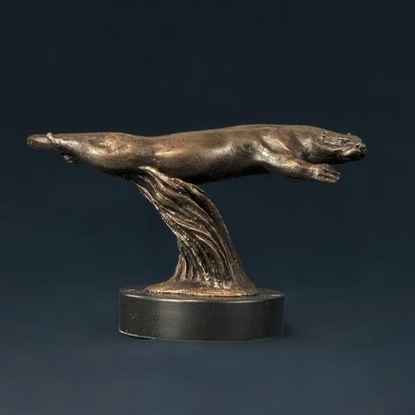 Swimming Otter Animal Statue Small Bronze Ornament Bronze Resin Sculpture