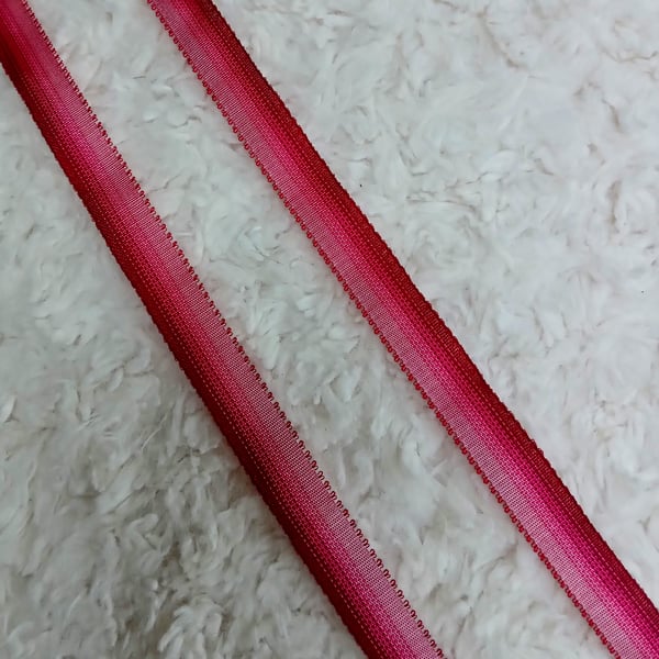 2 m pink to red 1 cm wide nylon ombre ribbon for sewing and crafting