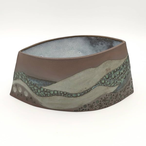 'Mountain Landscape' Vessel