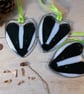 Fused glass Badger Suncatcher - Image 5