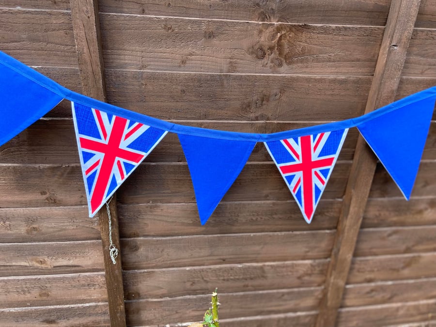 Jubilee Bunting Union Jack & Blue - 12 Flags with FREE P&P