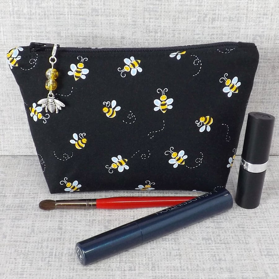 Make up bag, zipped pouch, bees