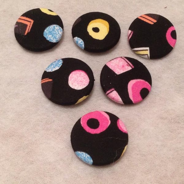 31mm & 37mm Large Liquorice Allsorts Patterned Fabric Covered Buttons