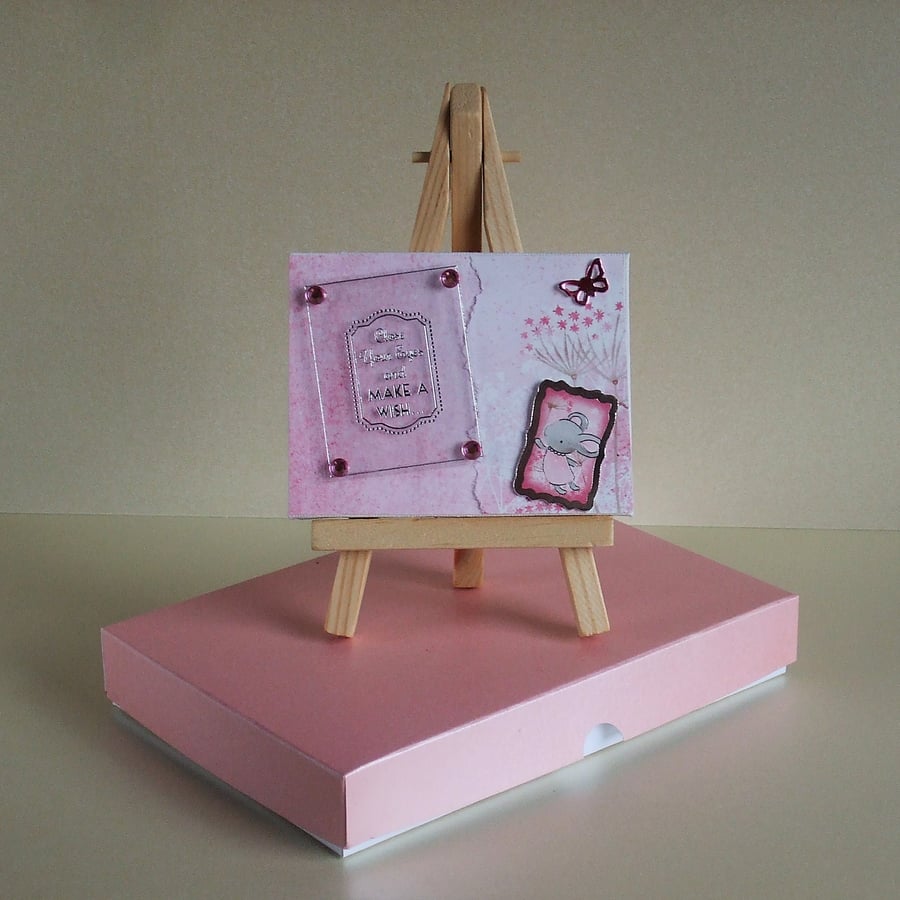 Miniature Mixed Media Canvas With Easel and Gift Box (Pink Mouse)