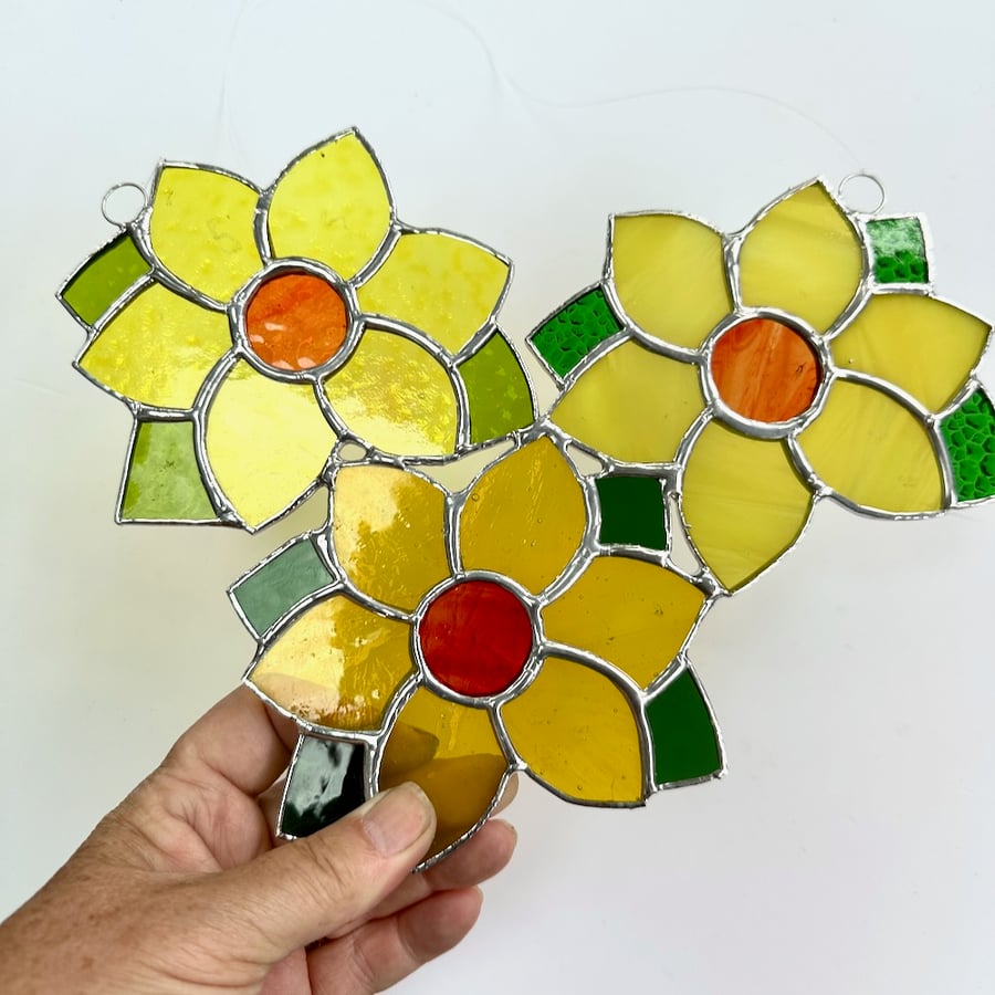Stained Glass Flower Posy Suncatcher - Handmade Decoration - Yellow and Amber 