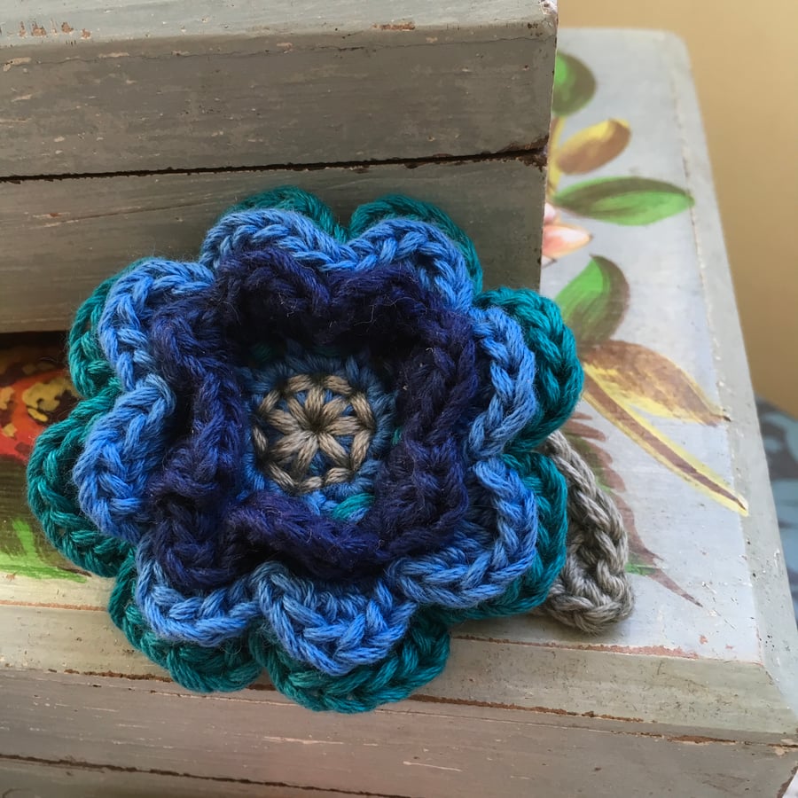 Crochet Flower Brooch. Free Uk P&P. Flower corsage. Bag charm.