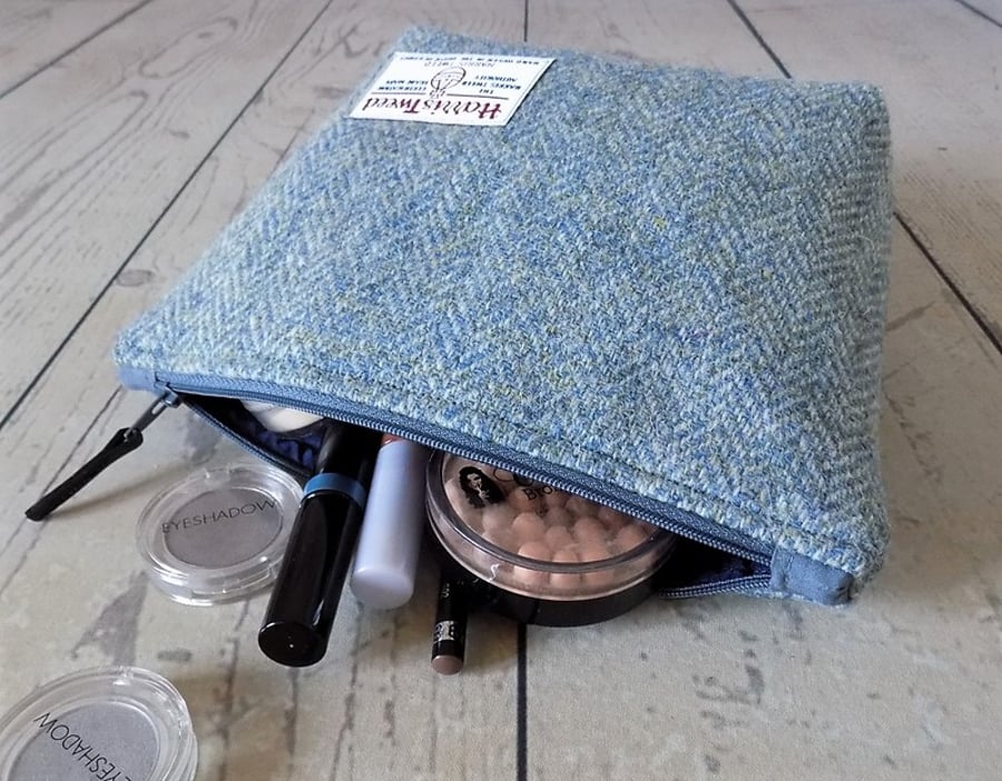 Harris Tweed make-up bag. Large size in Atlantic blue herringbone weave
