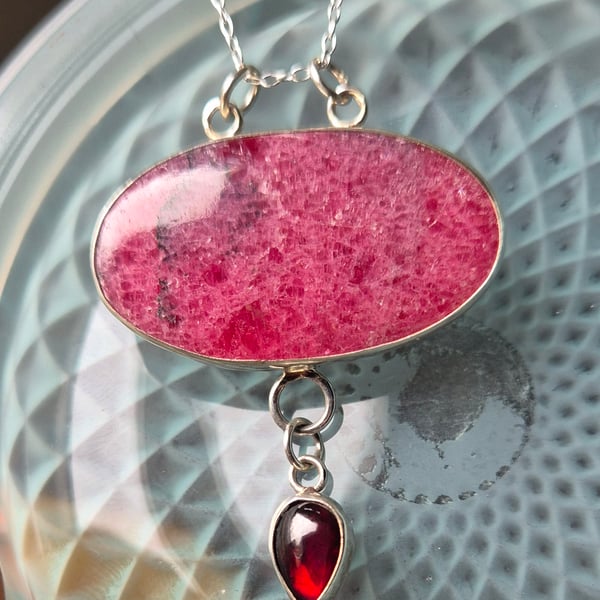 Sterling silver, rhodonite and garnet necklace 