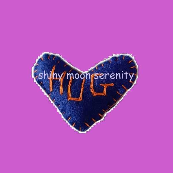 Pocket Hug Small, Felt Dark Blue with Orange stitching