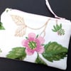 Strawberry Coin Purse 85E