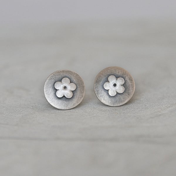 Daisy Sterling Silver Stud Earrings