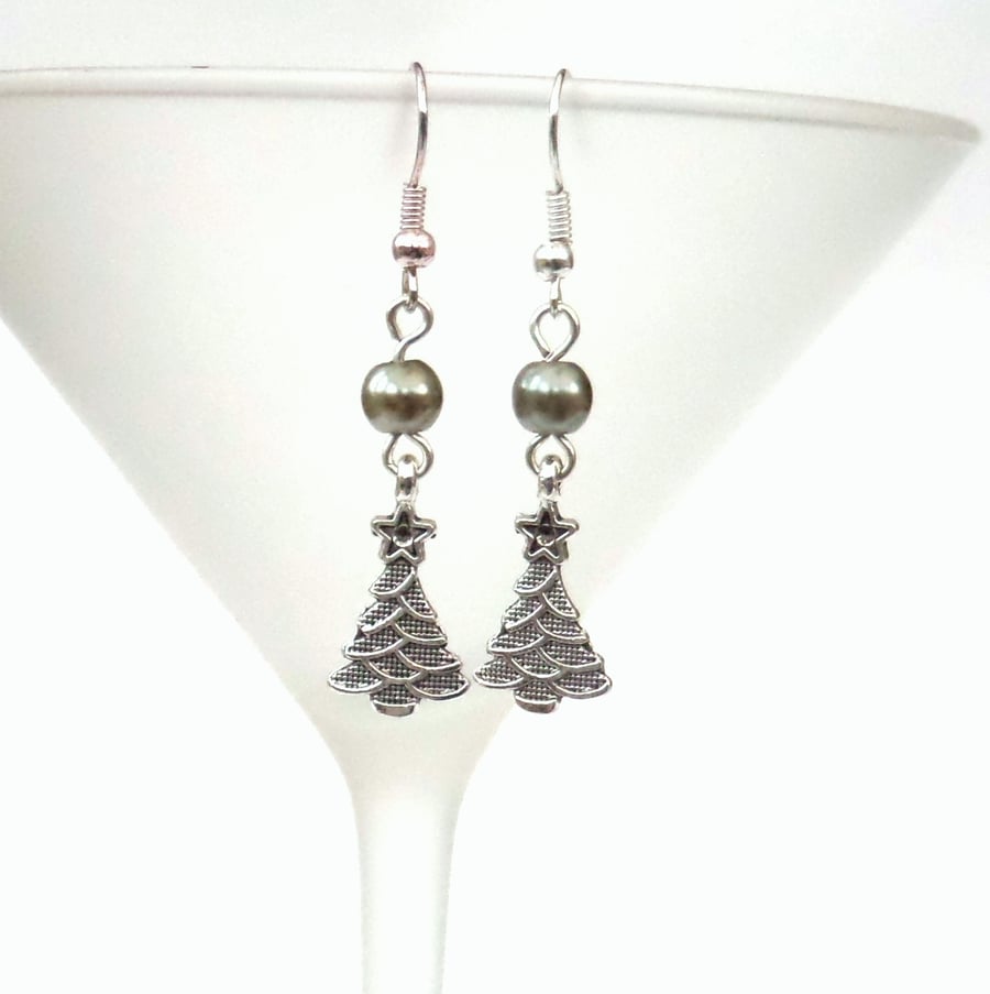 Christmas earrings, with christmas tree charm. Other colours available