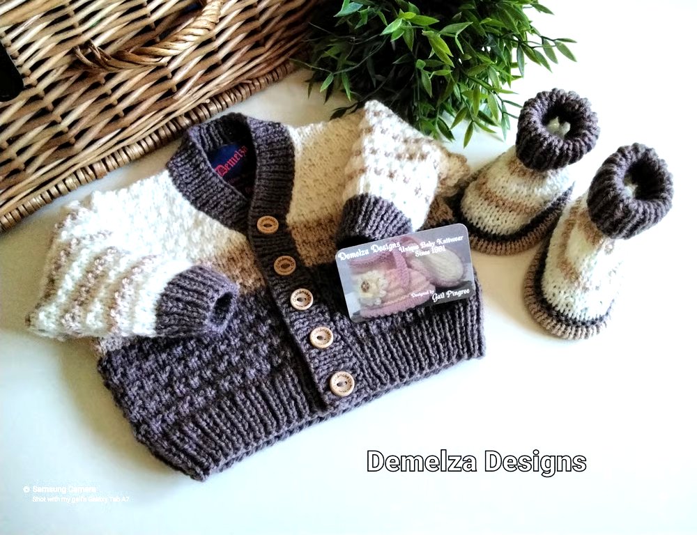 Baby Cardigan & Booties  Set with Merino Wool 0-6 months size