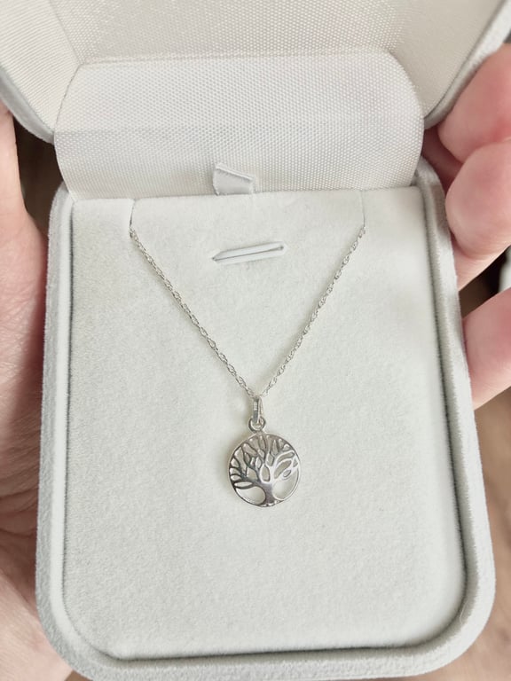 Sterling Silver Tree of Life Pendant on 40cm Rope Chain